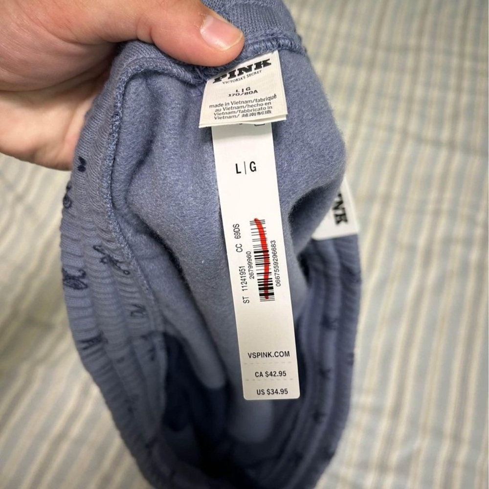 NWT Large VS shorts